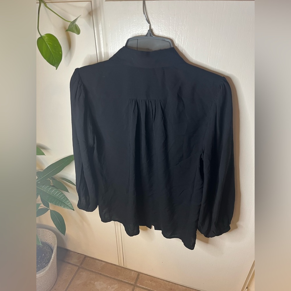 Philosophy Women’s Size XS Black Sheer Long Sleeve Button Down Blouse - Picture 2 of 7